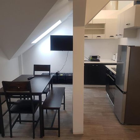 Apartments Fuer Monteure - ไฮล์บรอนน์ ภายนอก รูปภาพ
