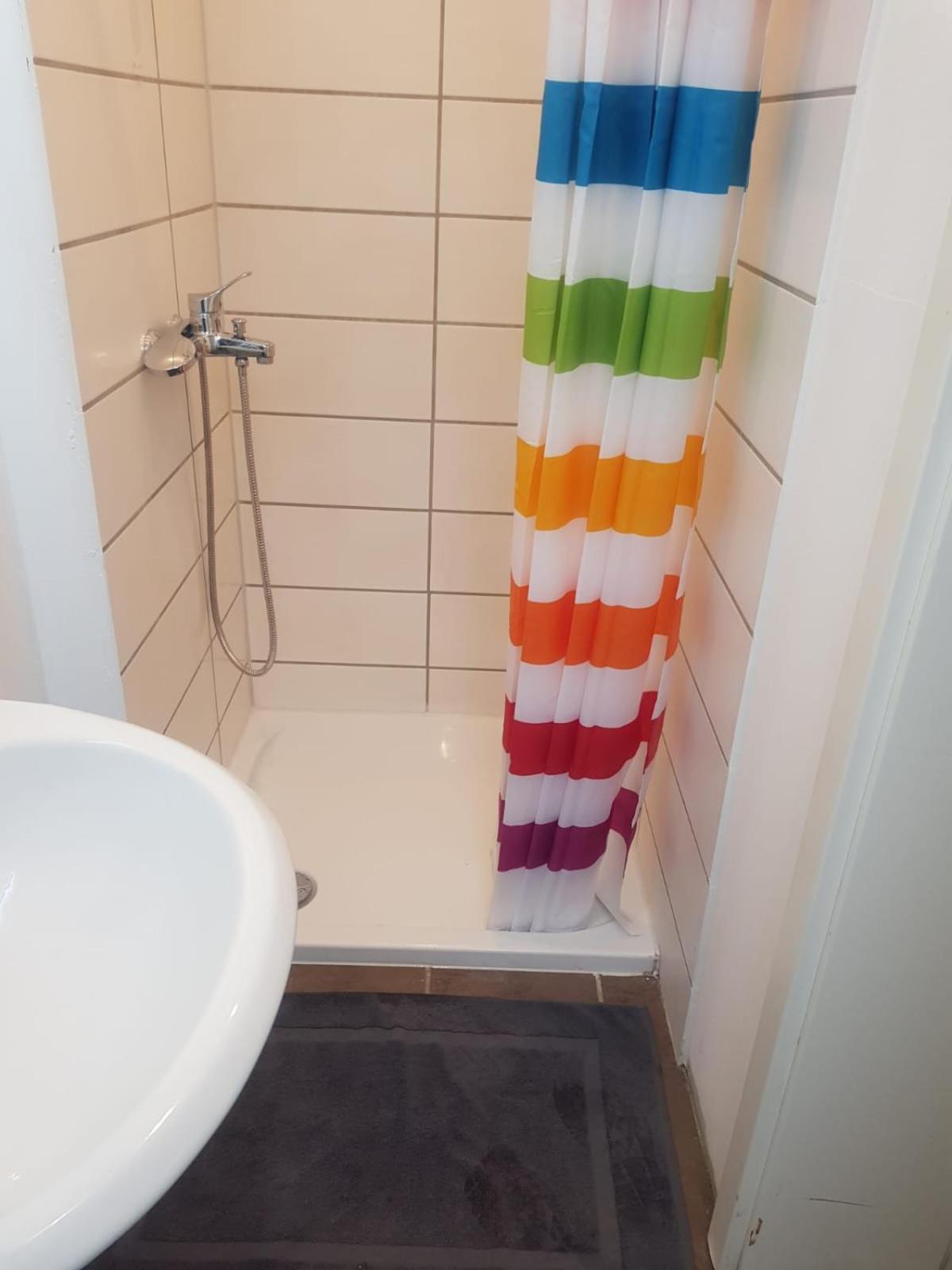 Apartments Fuer Monteure - ไฮล์บรอนน์ ภายนอก รูปภาพ