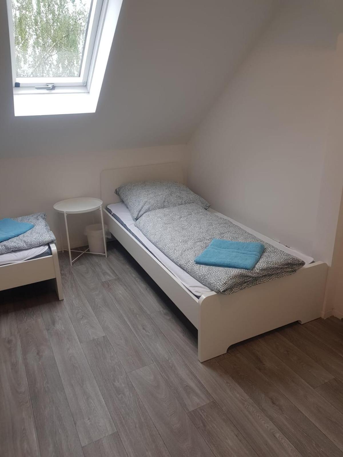 Apartments Fuer Monteure - ไฮล์บรอนน์ ภายนอก รูปภาพ