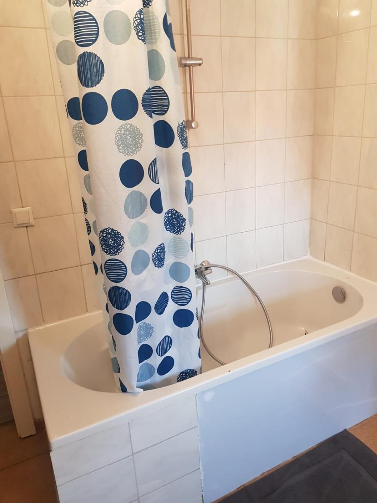 Apartments Fuer Monteure - ไฮล์บรอนน์ ภายนอก รูปภาพ