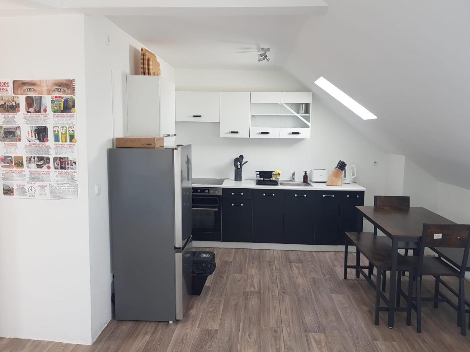Apartments Fuer Monteure - ไฮล์บรอนน์ ภายนอก รูปภาพ